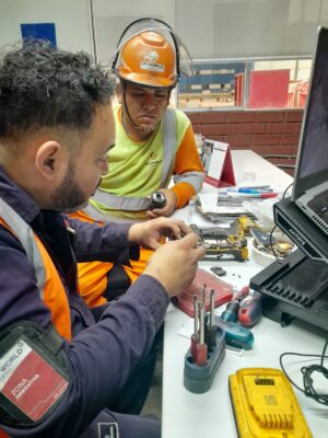 Entrenamiento básico en uso y cuidado de herramientas